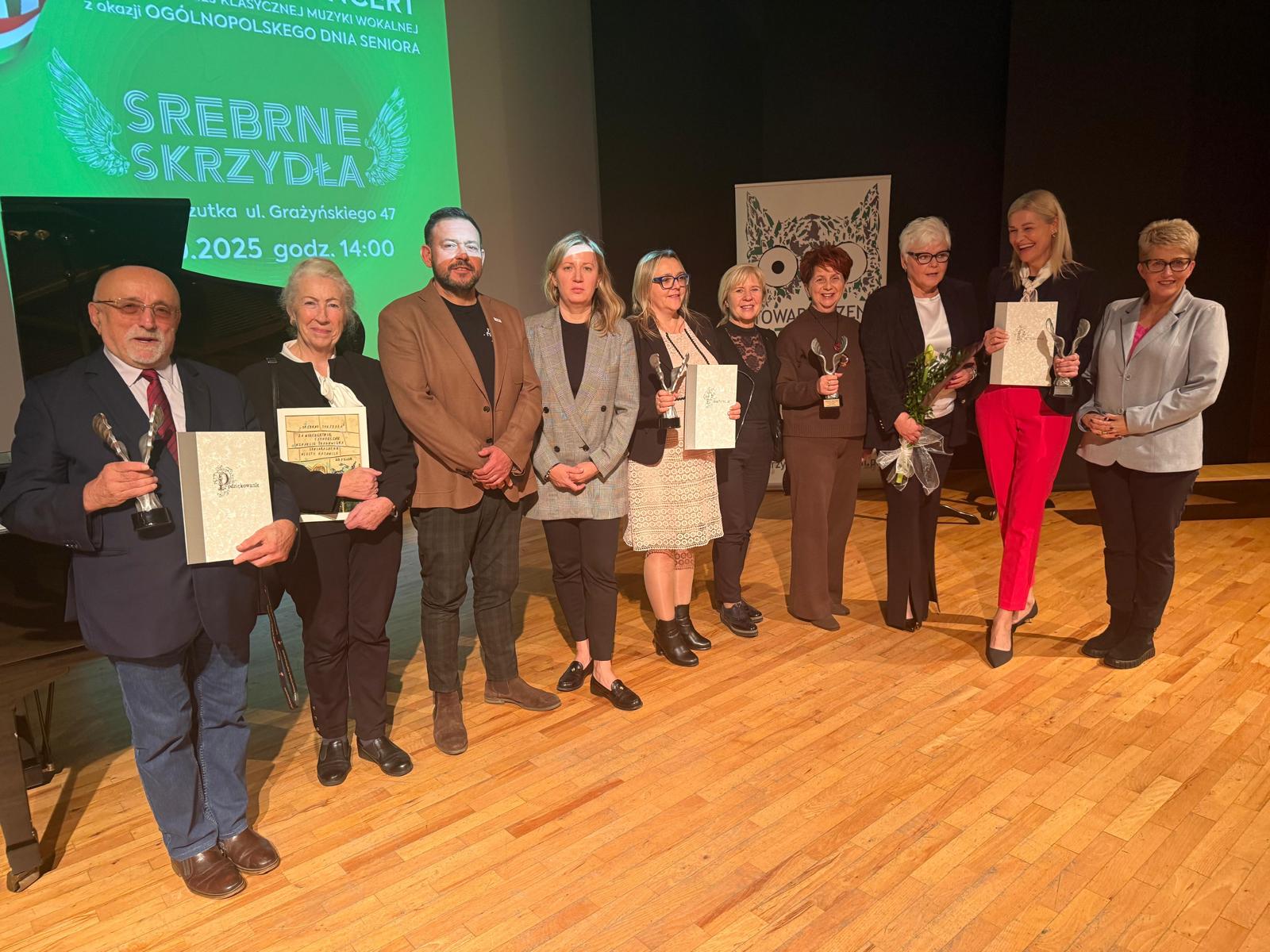 Obraz przedstawiający laureatów nagrody